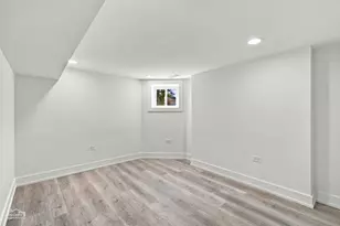 1716 E 83rd Pl, Chicago, IL 60617 - Photo 36