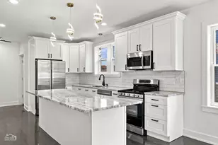 1716 E 83rd Pl, Chicago, IL 60617 - Photo 8