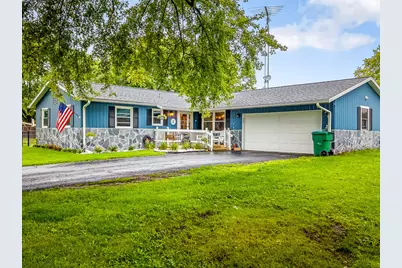 5349 Lawrence Drive, Kirkland, IL 60146 - Photo 2
