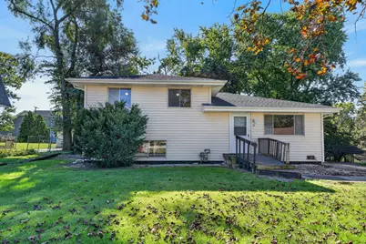 21 Janet Avenue, Darien, IL 60561 - Photo 2