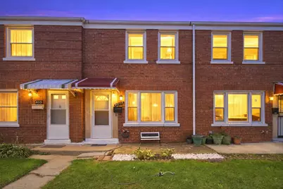 4017 W 58th Street, Chicago, IL 60629 - Photo 2