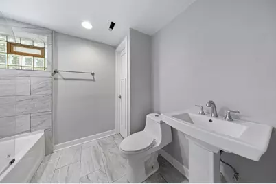 4647 N Winchester Avenue, Chicago, IL 60640 - Photo 16