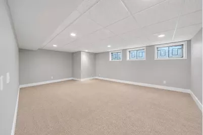 711 W Old Elm Road, Lake Forest, IL 60045 - Photo 48