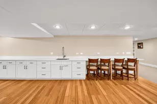 711 W Old Elm Rd, Lake Forest, IL 60045 - Photo 46