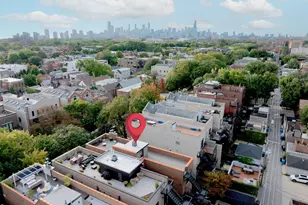 2722 N Wayne Ave, Chicago, IL 60614 - Photo 2