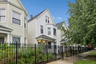 2953 N Hamlin Ave, Chicago, IL 60618 - Photo 1