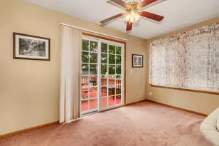 805 S Lawrence Way, Pontiac, IL 61764 - Photo 18
