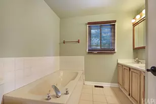 317 Quist Ct, Grayslake, IL 60030 - Photo 12