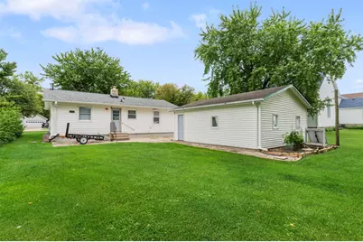 206 S 3rd Street, Malta, IL 60150 - Photo 14