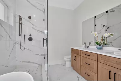 2023 W Augusta Boulevard #3W, Chicago, IL 60622 - Photo 12