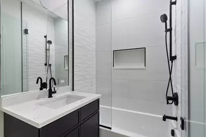 2023 W Augusta Boulevard #3W, Chicago, IL 60622 - Photo 16