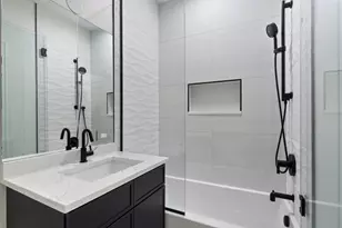 2023 W Augusta Blvd, Chicago, IL 60622 - Photo 16