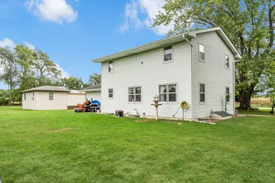 2677 N 45th Road, Sandwich, IL 60548 - Photo 32