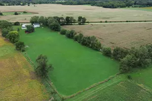 2677 N 45th Rd, Sandwich, IL 60548 - Photo 8