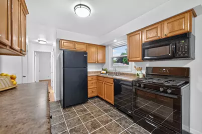 1124 Townsend Street, Sycamore, IL 60178 - Photo 10