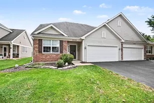 8226 Woodview Ave, Joliet, IL 60431 - Photo 2
