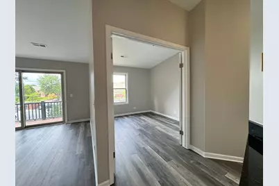 1539 Raymond Drive #204, Naperville, IL 60563 - Photo 4