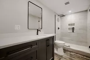1515 N Fernandez Pl, Arlington Heights, IL 60004 - Photo 36