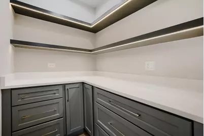 1515 N Fernandez Place, Arlington Heights, IL 60004 - Photo 14