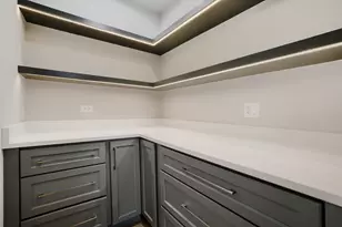 1515 N Fernandez Pl, Arlington Heights, IL 60004 - Photo 14