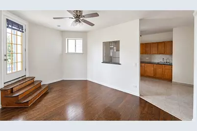 3133 W Augusta Boulevard #1RE, Chicago, IL 60622 - Photo 2