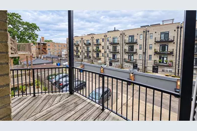 3133 W Augusta Boulevard #1RE, Chicago, IL 60622 - Photo 6