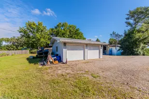 1430 Lantern Ln, Morris, IL 60450 - Photo 4