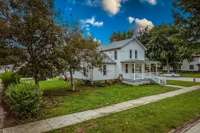 223 N 3rd Street, Watseka, IL 60970 - Photo 2
