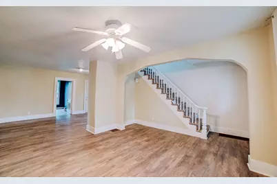 223 N 3rd Street, Watseka, IL 60970 - Photo 8