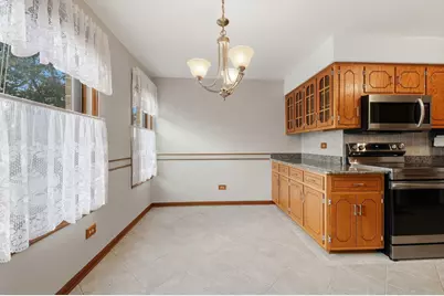 10268 Southwest Highway #3B, Chicago Ridge, IL 60415 - Photo 12