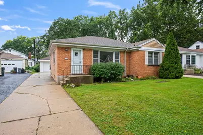 152 S Fremont Street, Palatine, IL 60067 - Photo 1
