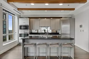 10 E Delaware Pl, Chicago, IL 60611 - Photo 24