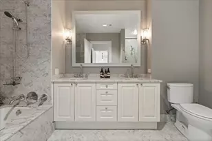 10 E Delaware Pl, Chicago, IL 60611 - Photo 16