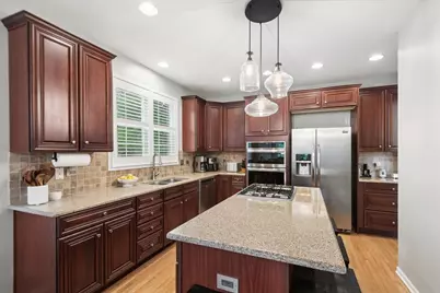 24 Tournament Drive S, Hawthorn Woods, IL 60047 - Photo 10