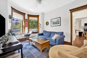 1000 W Dakin St, Chicago, IL 60613 - Photo 2