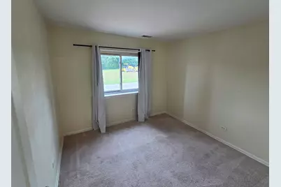 1761 W Algonquin Road #1B, Mount Prospect, IL 60056 - Photo 8