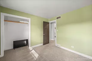 549 Forest Preserve Dr, Wood Dale, IL 60191 - Photo 16
