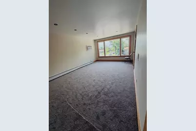 6048 W 79th Street, Burbank, IL 60459 - Photo 4