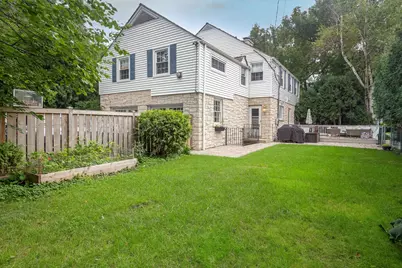 3805 Foster Street, Evanston, IL 60203 - Photo 26