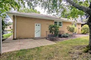 330 S Oak St, Palatine, IL 60067 - Photo 22