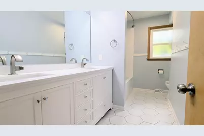 330 S Oak Street, Palatine, IL 60067 - Photo 10