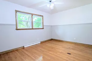 330 S Oak St, Palatine, IL 60067 - Photo 12