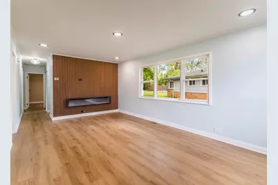 574 Lakewood Boulevard, Park Forest, IL 60466 - Photo 6