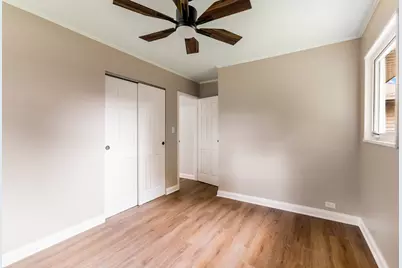 574 Lakewood Boulevard, Park Forest, IL 60466 - Photo 18