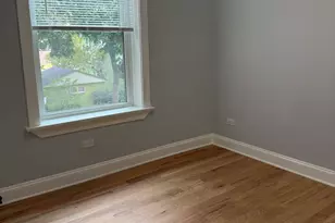 3801 W Belle Plaine Ave, Chicago, IL 60618 - Photo 10