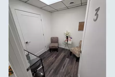3918 W 63rd Street, Chicago, IL 60629 - Photo 10