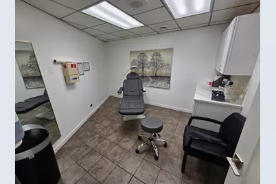 3918 W 63rd Street, Chicago, IL 60629 - Photo 6