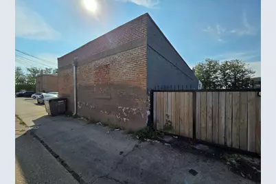 3918 W 63rd Street, Chicago, IL 60629 - Photo 32