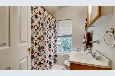231 N Milwaukee Avenue, Wheeling, IL 60090 - Photo 10