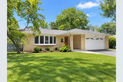 1224 W Sunset Road, Mount Prospect, IL 60056 - Photo 1